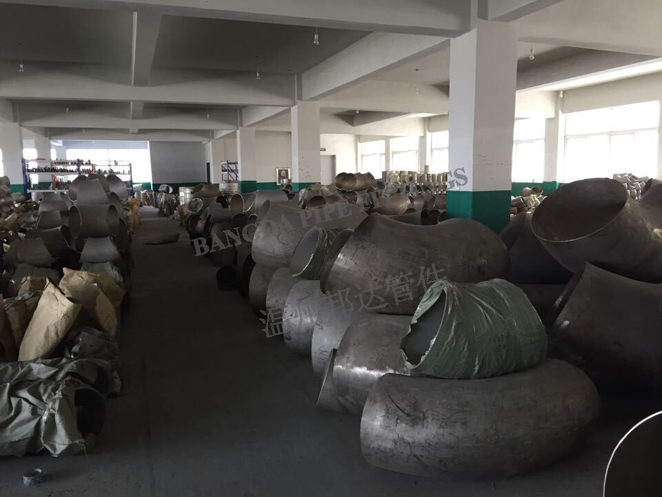 ��ھ���ͷ�ֻ�