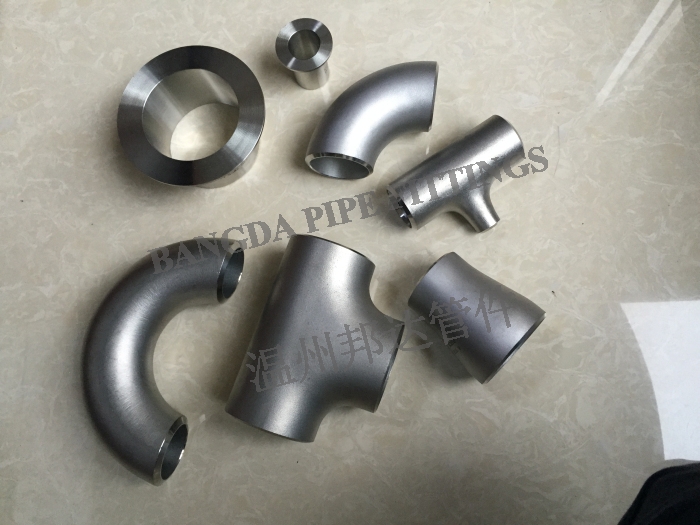 ����ֶԺ��ܼ�